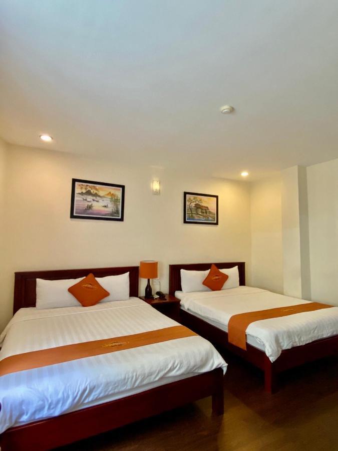 Golden Star Hotel Hue Exterior foto